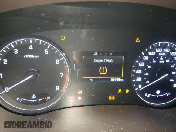2015 Hyundai Genesis 3.8L z VIN KMHGN4JE8FU085667, wystawiony jako Copart lot #59533045 z przebiegiem 98 109 mil mil oraz Szkoda całkowita • Salvage title. Historia ofert i sprzedaży dostępna na DreamBid. Obrazek 18.
