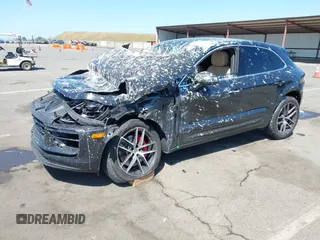 2022 Porsche Macan S z VIN WP1AG2A53NLB21728, wystawiony jako IAAI lot #42181697 z przebiegiem 30 363 mil mil oraz . Historia ofert i sprzedaży dostępna na DreamBid. Obrazek 2.