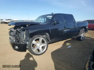 2007 Chevrolet Silverado 1500 LT w/1LT with VIN 2GCEC13C871512841, listed as a Copart auction lot 46218055 with 138,879 mi miles and Salvage Title. Bid and sale history available at carsss.com. Image 1.