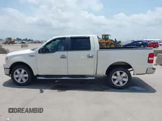 2008 Ford F-150 XLT с VIN 1FTPW12V98FA94593, выставлен на аукционе IAAI как лот 42402977 с пробегом 220 465 миль миль и . История ставок и продаж доступна на DreamBid. Изображение 15.