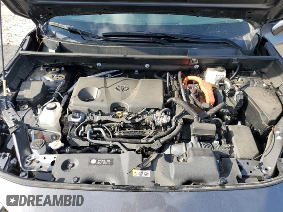 2022 Toyota RAV4 Hybrid XLE Premium with VIN 4T3B6RFV5NU084690, listed as a Copart auction lot 61301965 with 38,925 mi miles and Salvage title. Bid and sale history available at DreamBid. Image 12.