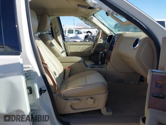 2009 Ford Explorer Eddie Bauer z VIN 1FMEU74E69UA14835, wystawiony jako IAAI lot #41108231 z przebiegiem Nie podano mil oraz . Historia ofert i sprzedaży dostępna na DreamBid. Obrazek 5.