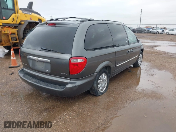 2004 Chrysler Town & Country Touring z VIN 2C4GP54L64R548091, wystawiony jako IAAI lot #42100811 z przebiegiem 251 192 mil mil oraz . Historia ofert i sprzedaży dostępna na DreamBid. Obrazek 4.