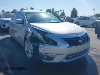 2013 Nissan Altima SV with VIN 1N4BL3AP0DN567224, listed as a IAAI auction lot 42043664 with 150,118 mi miles and . Bid and sale history available at carsss.com. Image 6.