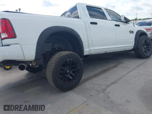 2018 Ram 1500 Express с VIN 1C6RR6KG9JS299835, выставлен на аукционе IAAI как лот 42028416 с пробегом 116 909 миль миль и . История ставок и продаж доступна на DreamBid. Изображение 4.