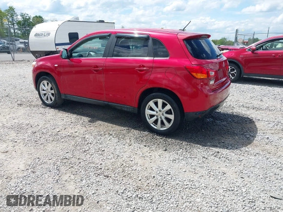 2015 Mitsubishi Outlander SE with VIN 4A4AR4AUXFE016830, listed as a IAAI auction lot 42185164 with 138,573 mi miles and . Bid and sale history available at DreamBid. Image 3.