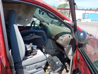 2004 Chrysler Town & Country Touring with VIN 2C4GP54L74R505816, listed as a IAAI auction lot 41900046 with Not Provided miles and . Bid and sale history available at DreamBid. Image 5.