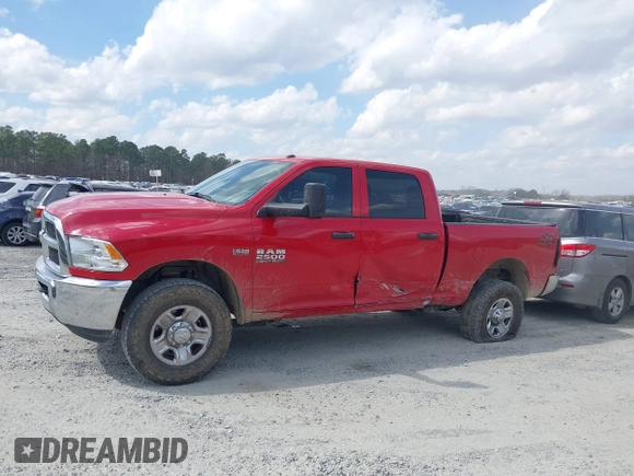 2017 Ram 2500 Tradesman z VIN 3C6UR5CJ0HG693742, wystawiony jako IAAI lot #41802810 z przebiegiem 112 288 mil mil oraz . Historia ofert i sprzedaży dostępna na DreamBid. Obrazek 14.