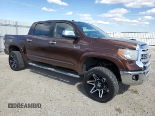 2015 Toyota Tundra Platinum z VIN 5TFAY5F14FX438207, wystawiony jako Copart lot #57484605 z przebiegiem 156 684 mil mil oraz Czysty tytuł • Clean title. Historia ofert i sprzedaży dostępna na DreamBid. Obrazek 4.