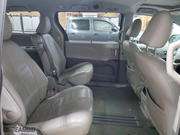 2014 Toyota Sienna XLE with VIN 5TDYK3DC3ES439023, listed as a Copart auction lot 50595105 with 92,115 mi miles and Clean Title. Bid and sale history available at carsss.com. Image 11.