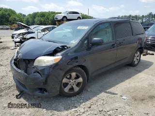 2015 Toyota Sienna LE AAS with VIN 5TDKK3DCXFS551910, listed as a Copart auction lot 59398125 with 146,457 mi miles and Salvage title. Bid and sale history available at DreamBid. Image 1.
