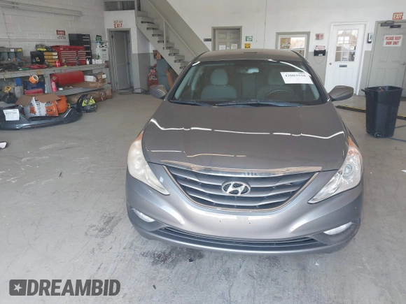 2013 Hyundai Sonata GLS with VIN 5NPEB4AC9DH608642, listed as a IAAI auction lot 42003556 with 105,448 mi miles and . Bid and sale history available at carsss.com. Image 12.