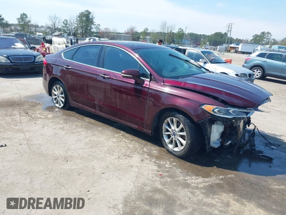 2017 Ford Fusion SE with VIN 3FA6P0HD8HR103620, listed as a IAAI auction lot 41910073 with 259,191 mi miles. Bid and sale history available at carsss.com. Image 1.