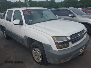2002 Chevrolet Avalanche with VIN 3GNEC13T92G185390, listed as a IAAI auction lot 42619388 with 164,145 mi miles and . Bid and sale history available at DreamBid. Image 1.