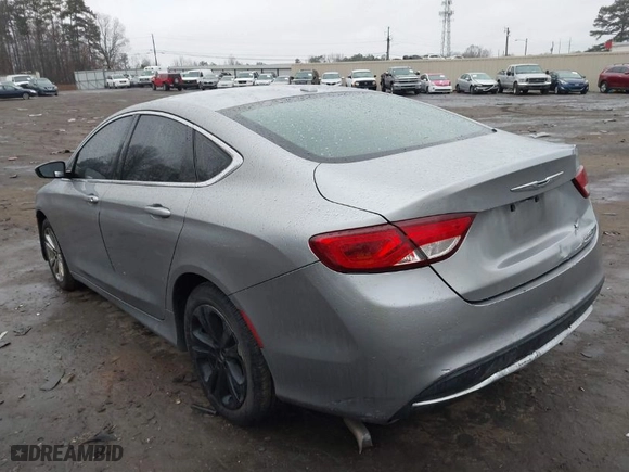 2015 Chrysler 200 Limited with VIN 1C3CCCAB3FN697217, listed as a IAAI auction lot 41536433 with 194,840 mi miles. Bid and sale history available at carsss.com. Image 3.