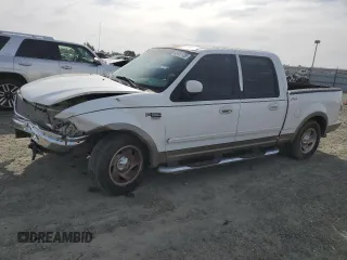 2003 Ford F-150 XLT with VIN 1FTRW07653KB64255, listed as a Copart auction lot 48341125 with 324,912 mi miles and Salvage Title. Bid and sale history available at carsss.com. Image 1.