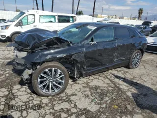 2024 Cadillac LYRIQ Sport z VIN 1GYKPTRK9RZ107318, wystawiony jako Copart lot #42253735 z przebiegiem 20 565 mil mil oraz Tytuł czysty. Historia ofert i sprzedaży dostępna na DreamBid. Obrazek 1.