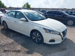 2021 Nissan Altima SV with VIN 1N4BL4DV5MN381985, listed as a IAAI auction lot 42471676 with 75,724 mi miles and . Bid and sale history available at DreamBid. Image 1.