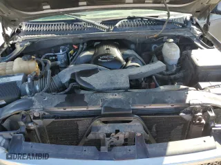 2005 GMC Yukon XL Denali with VIN 1GKFK66U65J221626, listed as a Copart auction lot 47975475 with 219,540 mi miles and Salvage Title. Bid and sale history available at carsss.com. Image 14.