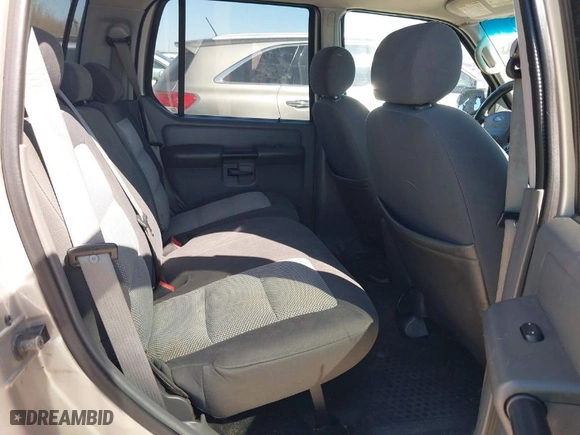 2005 Ford Explorer Sport Trac XLS with VIN 1FMZU67K75UA18027, listed as a IAAI auction lot 41694106 with 144,900 mi miles. Bid and sale history available at carsss.com. Image 8.