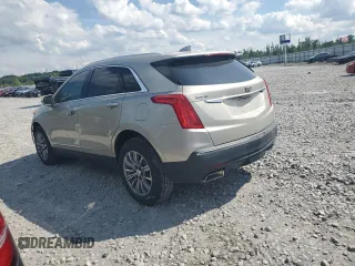 2017 Cadillac XT5 Luxury FWD z VIN 1GYKNBRS9HZ121914, wystawiony jako Copart lot #56901985 z przebiegiem 81 017 mil mil oraz Szkoda całkowita • Salvage title. Historia ofert i sprzedaży dostępna na DreamBid. Obrazek 2.