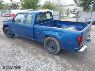 2005 Chevrolet Colorado Z85 with VIN 1GCCS198X58223077, listed as a IAAI auction lot 41947480 with 198,930 mi miles. Bid and sale history available at carsss.com. Image 3.