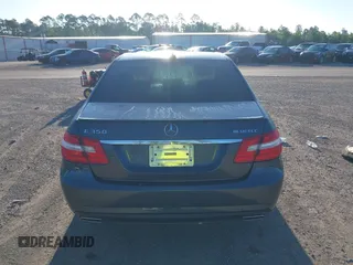 2013 Mercedes-Benz E-Class E 350 Luxury BlueTEC with VIN WDDHF2EB8DA741915, listed as a IAAI auction lot 42026412 with 105,569 mi miles. Bid and sale history available at carsss.com. Image 16.