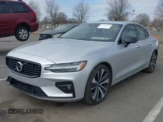 2022 Volvo S60 Momentum with VIN 7JRL12TZ8NG154231, listed as a IAAI auction lot 41796194 with 127,933 mi miles. Bid and sale history available at carsss.com. Image 2.