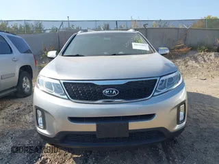 2014 Kia Sorento LX with VIN 5XYKTDA7XEG469374, listed as a IAAI auction lot 40531864 with 108,651 mi miles. Bid and sale history available at carsss.com. Image 6.