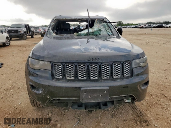 2018 Jeep Grand Cherokee Altitude z VIN 1C4RJFAG2JC139808, wystawiony jako Copart lot #64776505 z przebiegiem Nie podano mil oraz Szkoda całkowita • Salvage title. Historia ofert i sprzedaży dostępna na DreamBid. Obrazek 5.