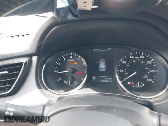 2017 Nissan Rogue S z VIN JN1BJ1CP9HW019565, wystawiony jako IAAI lot #42121059 z przebiegiem 106 056 mil mil oraz . Historia ofert i sprzedaży dostępna na DreamBid. Obrazek 7.