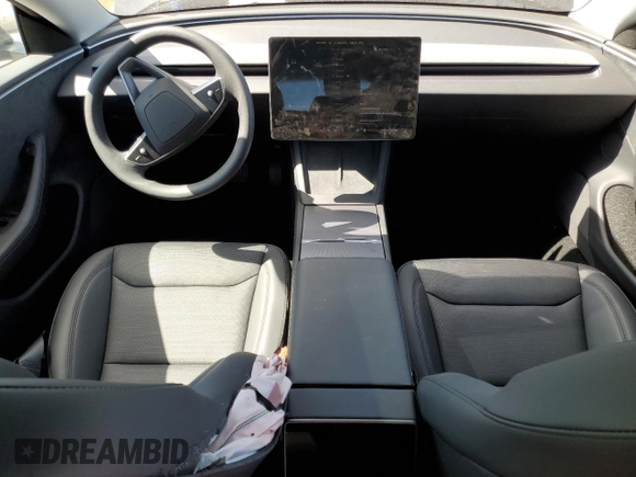 2025 Tesla Model 3 Long Range с VIN 5YJ3E1EBXSF939496, выставлен на аукционе Copart как лот 47140905 с пробегом 641 миль миль и Списание • Salvage title. История ставок и продаж доступна на DreamBid. Изображение 8.