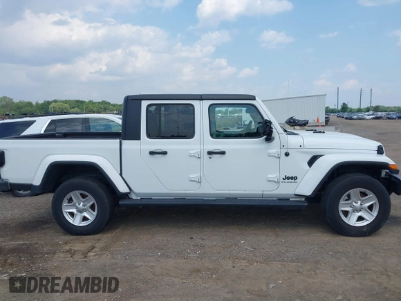 2023 Jeep Gladiator Sport S with VIN 1C6HJTAG3PL532694, listed as a IAAI auction lot 42446863 with 40,525 mi miles and . Bid and sale history available at DreamBid. Image 13.