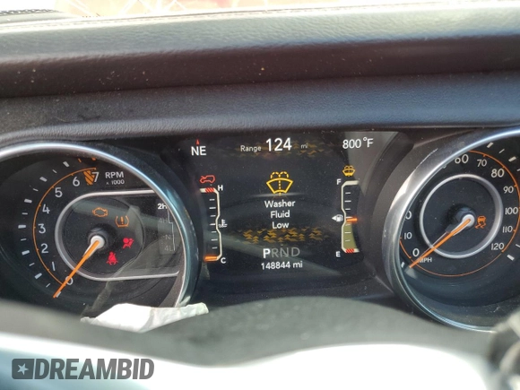 2018 Jeep Wrangler Unlimited Sahara with VIN 1C4HJXEG9JW146717, listed as a Copart auction lot 55062845 with 148,844 mi miles and Salvage title. Bid and sale history available at DreamBid. Image 9.