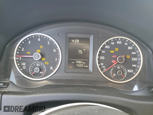 2011 Volkswagen Tiguan with VIN WVGCV7AXXBW502013, listed as a Copart auction lot 88782505 with 45,091 mi miles and Salvage Title. Bid and sale history available at DreamBid. Image 9.