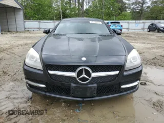 2012 Mercedes-Benz SLK 350 z VIN WDDPK5HA9CF008205, wystawiony jako Copart lot #55739275 z przebiegiem 157 538 mil mil oraz Szkody całkowita. Historia ofert i sprzedaży dostępna na DreamBid. Obrazek 5.