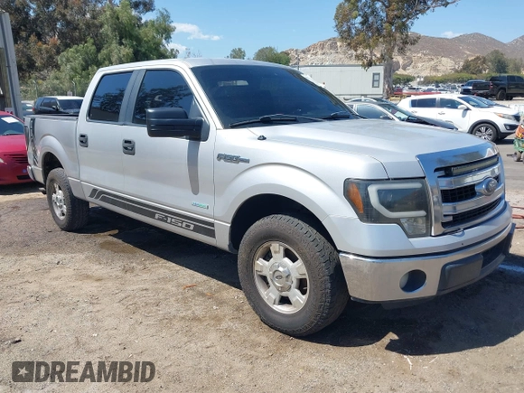 2014 Ford F-150 XL with VIN 1FTFW1CT3EKD12216, listed as a IAAI auction lot 42110775 with 140,673 mi miles. Bid and sale history available at carsss.com. Image 1.