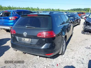 2015 Volkswagen Golf S с VIN 3VWCA7AUXFM504921, выставлен на аукционе IAAI как лот 42373589 с пробегом 224 135 миль миль и . История ставок и продаж доступна на DreamBid. Изображение 4.