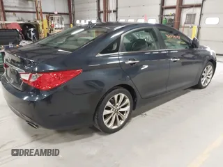 2011 Hyundai Sonata SE with VIN 5NPEC4AB6BH260039, listed as a IAAI auction lot 42014198 with 208,438 mi miles and . Bid and sale history available at carsss.com. Image 4.