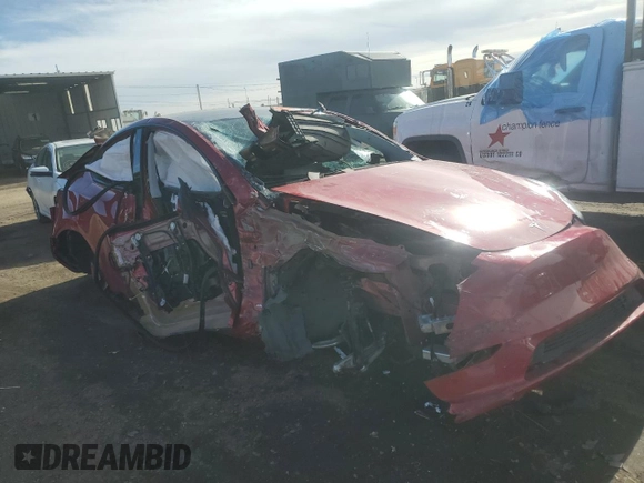 2020 Tesla Model Y Long Range with VIN 5YJYGDEF6LF009729, listed as a Copart auction lot 43817095 with Not Provided miles and Salvage Title. Bid and sale history available at DreamBid. Image 4.