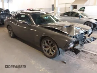2015 Dodge Challenger R/T z VIN 2C3CDZAT5FH794310, wystawiony jako IAAI lot #41725179 z przebiegiem 84 961 mil mil oraz . Historia ofert i sprzedaży dostępna na DreamBid. Obrazek 1.