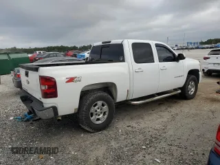 2007 Chevrolet Silverado 1500 LTZ with VIN 2GCEK13M971550199, listed as a Copart auction lot 54595125 with 191,771 mi miles and Salvage Title. Bid and sale history available at carsss.com. Image 3.