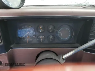 1986 Chevrolet El Camino SS z VIN 3GCCW80H8GS916332, wystawiony jako Copart lot #58666075 z przebiegiem 90 693 mil mil oraz Tytuł czysty. Historia ofert i sprzedaży dostępna na DreamBid. Obrazek 9.