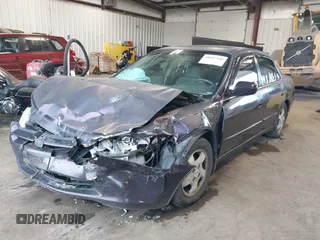 1999 Honda Accord EX z VIN 1HGCG5658XA034945, wystawiony jako IAAI lot #41687146 z przebiegiem 234 497 mil mil oraz . Historia ofert i sprzedaży dostępna na DreamBid. Obrazek 18.