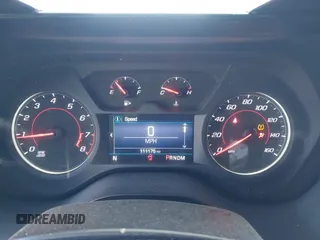 2020 Chevrolet Camaro 1LS z VIN 1G1FB1RX2L0122611, wystawiony jako IAAI lot #41835572 z przebiegiem 111 175 mil mil oraz . Historia ofert i sprzedaży dostępna na DreamBid. Obrazek 7.