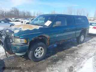 1998 Dodge Ram 1500 with VIN 3B7HF13Z4WG191315, listed as a IAAI auction lot 41643173 with 222,200 mi miles. Bid and sale history available at carsss.com. Image 17.