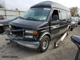 1999 GMC Savana Cargo Van YF7 Upfitter with VIN 1GDFG15R0X1070603, listed as a Copart auction lot 77944014 with 0 mi miles and Clean Title. Bid and sale history available at carsss.com. Image 1.