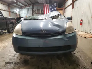 2004 Toyota Prius with VIN JTDKB20U640062297, listed as a Copart auction lot 82599054 with 0 mi miles and Salvage Title. Bid and sale history available at carsss.com. Image 5.