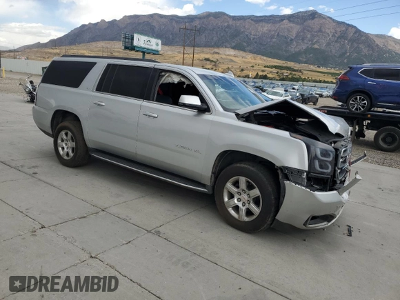 2017 GMC Yukon XL SLT with VIN 1GKS2GKC5HR180154, listed as a Copart auction lot 68925734 with Not Provided miles and Salvage Title. Bid and sale history available at carsss.com. Image 4.