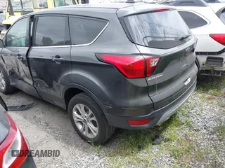 2019 Ford Escape SE with VIN 1FMCU0GD3KUA71923, listed as a IAAI auction lot 41801956 with 25,602 mi miles. Bid and sale history available at carsss.com. Image 3.